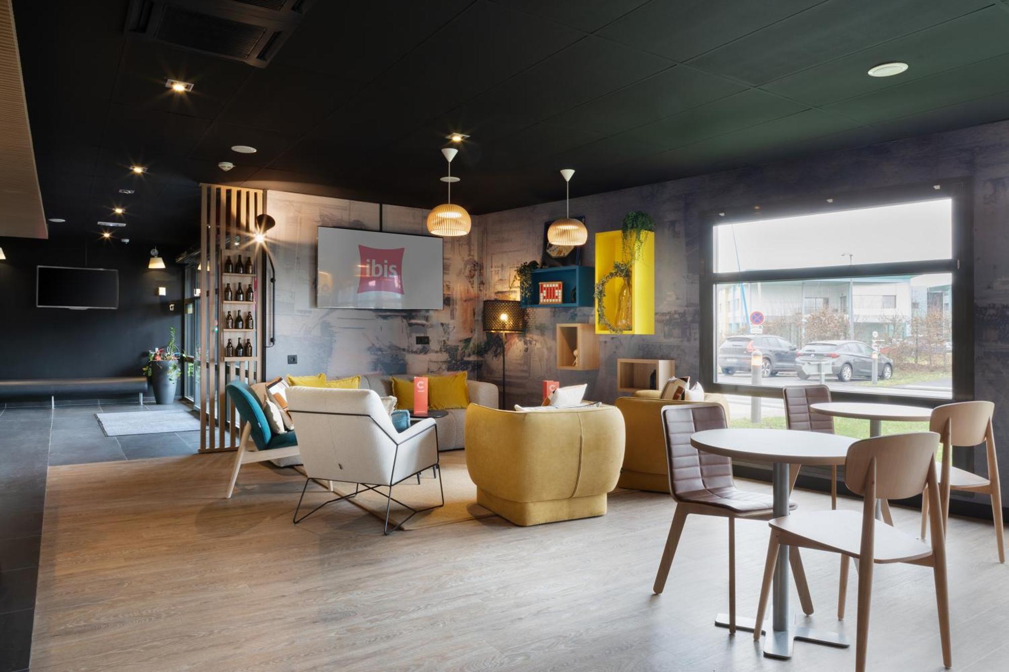 Ibis Douai Dechy Hotel Exterior photo
